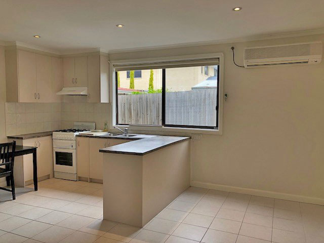 Beautiful Unit within Walking Distance to Box Hill Central