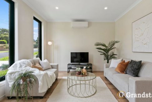 013_Open2view_ID860139-3_2_Curtis_Ave_Mount_Waverley